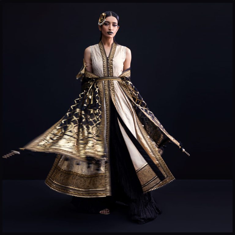 Khaadi 3 Piece Lawn Sale 2023 70 off Unstitched Pakistan