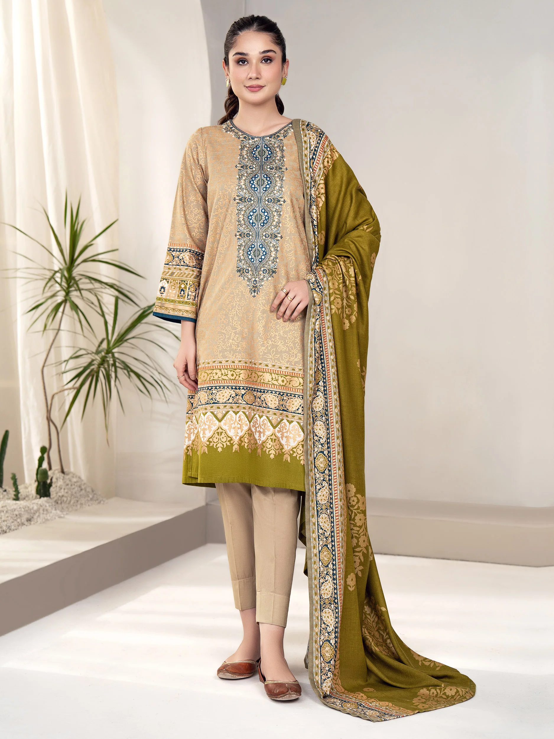 2 Piece Khaddar Suit Embroidered 