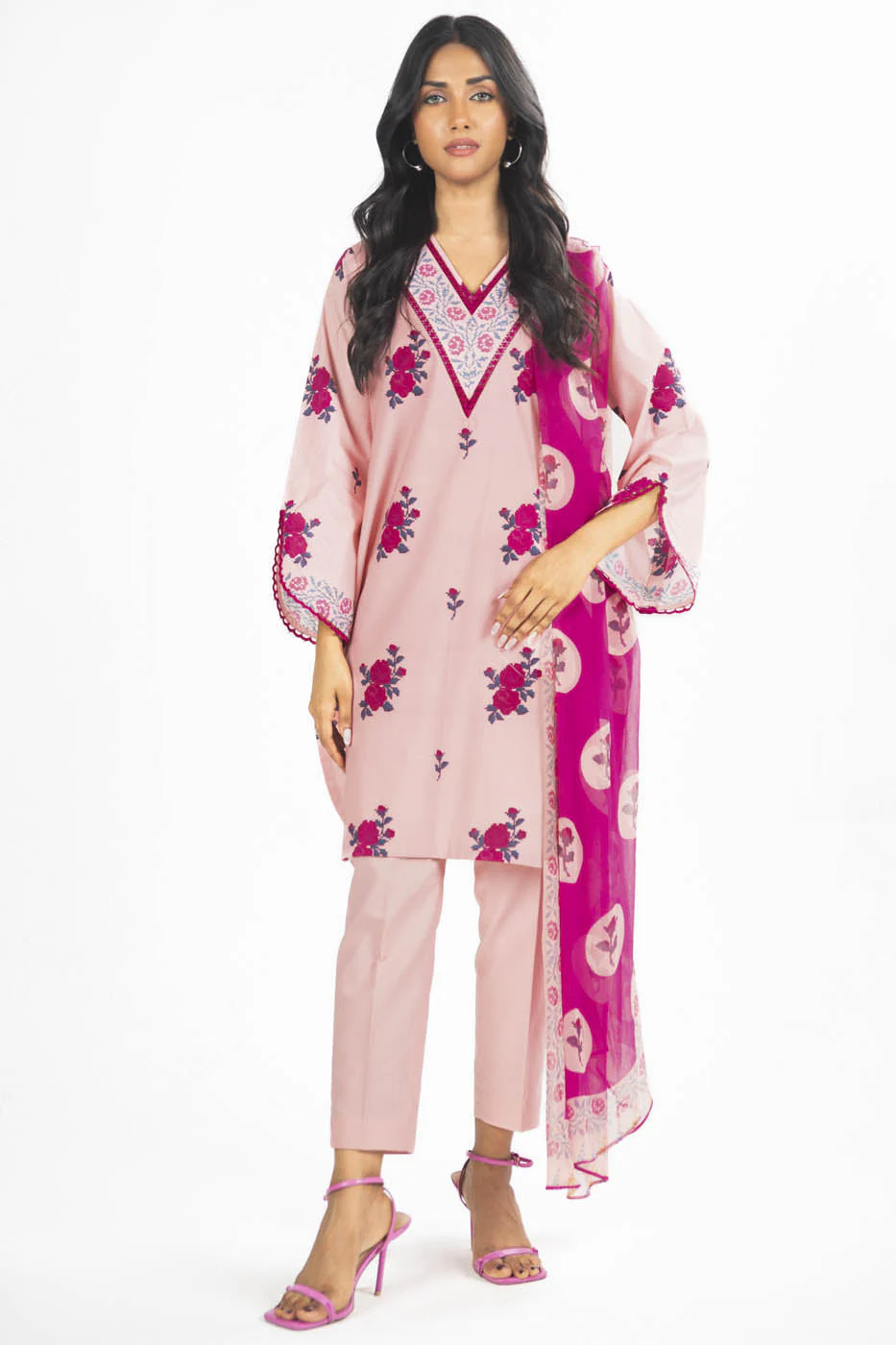 3 Pc Printed Lawn Suit With Chiffon